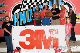 Zomer Zooms; Agan wins first at Knoxville