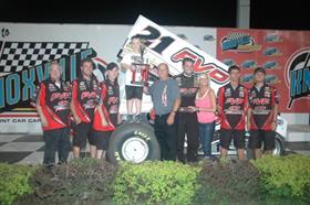 Brown, Selvage and Phillips claim wins during Knoxville’s Hall of Fame Night